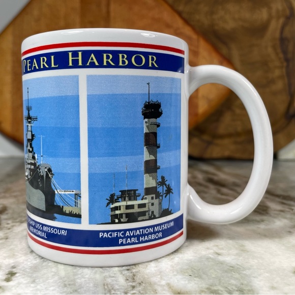 Pearl Harbor USS Arizona USS Missouri USS Bowfin Memorial Coffee Mug Tea Cup EUC - Picture 3 of 5